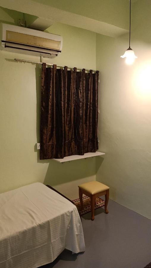 Snoopy Homestay Two Bedroom Batu Pahat Eksteriør billede